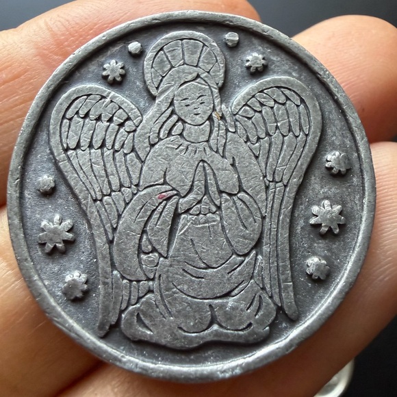 Vintage Religious Jewelry Lot - Picture 7 of 16